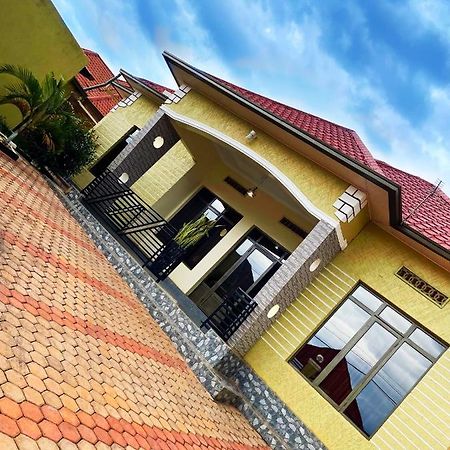 Zeo Airbnb - Cheap Apartment In Kigali Extérieur photo